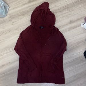 american eagle maroon hooded sweater